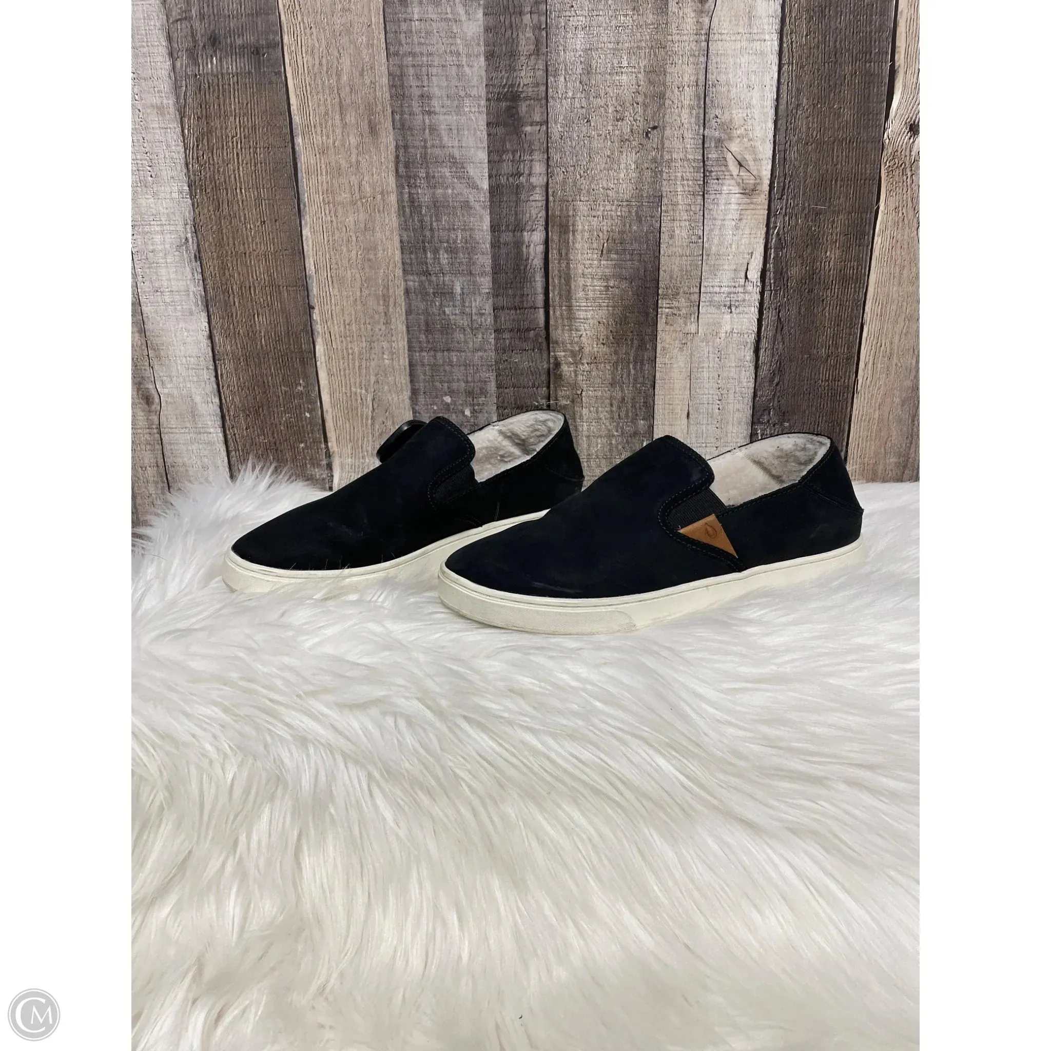 Shoes Flats By Olukai In Black, Size: 9