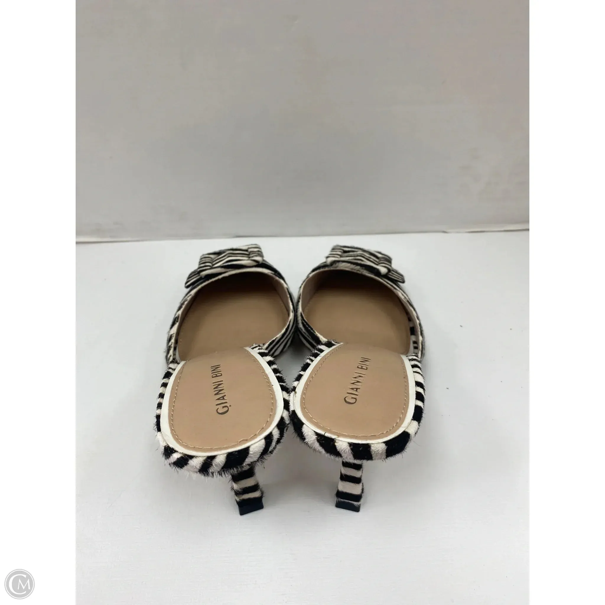 Shoes Heels Kitten By Gianni Bini In Black & White, Size: 10